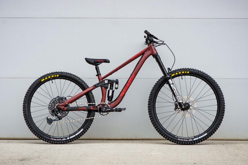 Chromag Introduces the Long-Travel Throwdown MTB with Enduro or Park-Specific Builds