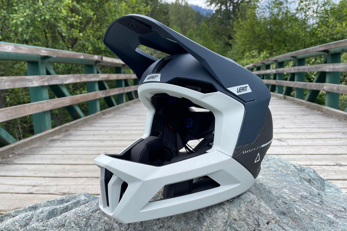 Leatt Gravity 5.0 helmet, front angle