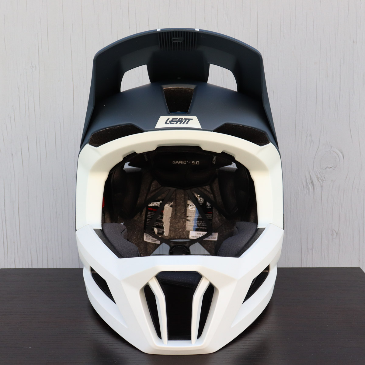 Leatt Gravity 5.0 helmet, front