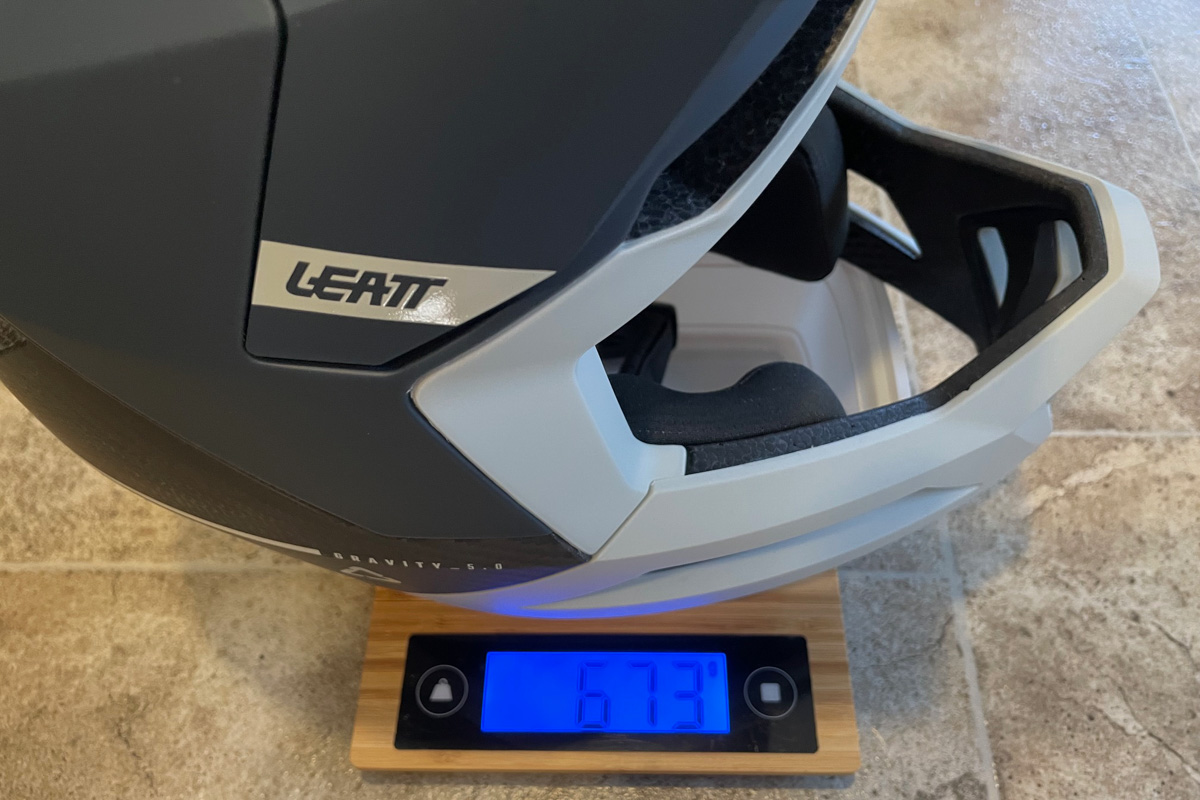 Leatt Gravity 5.0 helmet, on scale