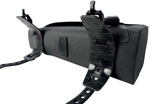 The new rubber straps on the Mag Tak top tube bag.