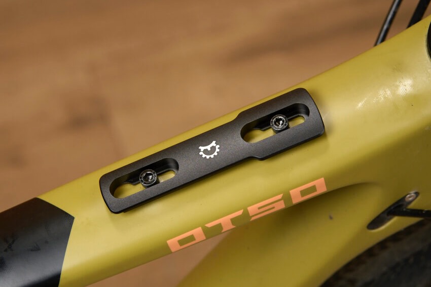 the mounting bracket on the Mag Tank FastTrack