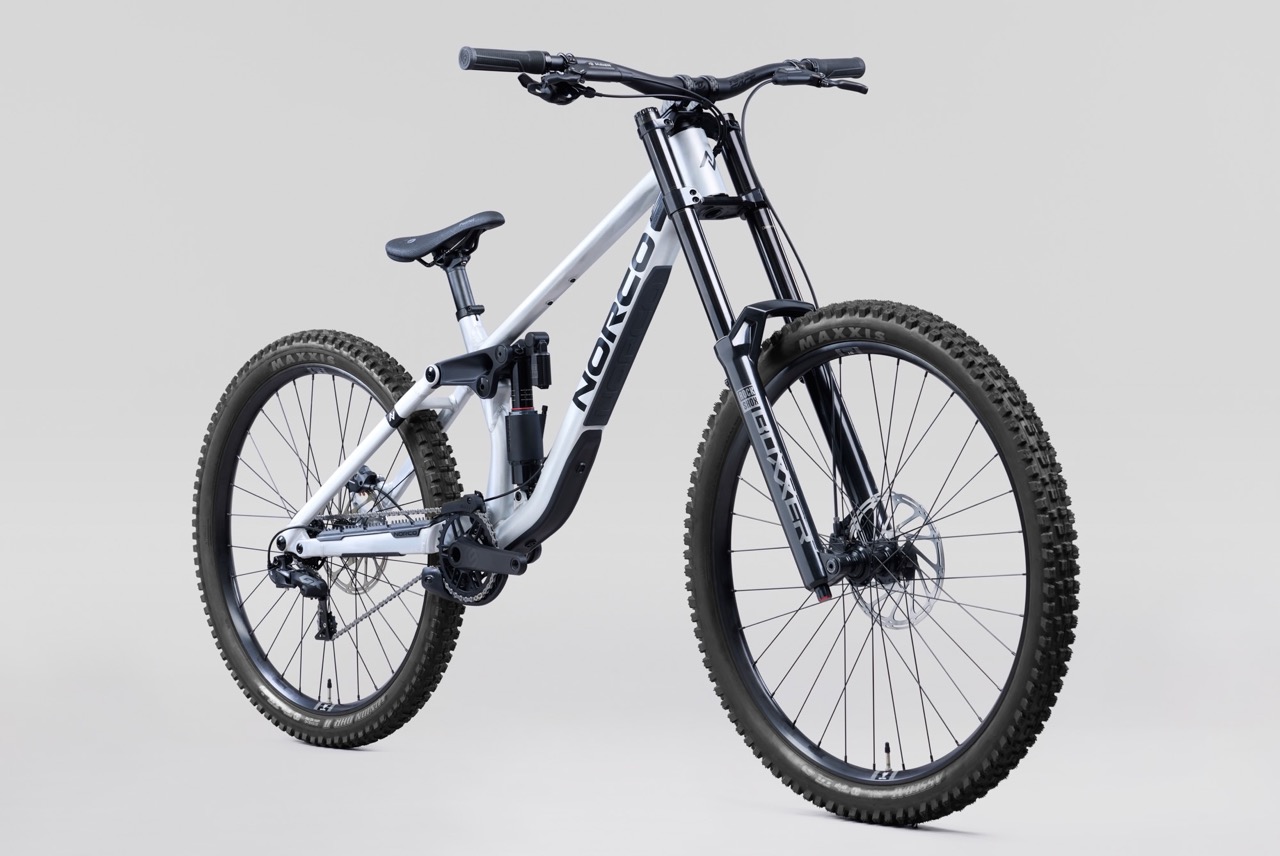 studio image of the Norco Torrent DH - A1 complete build in Raw Alloy Silver