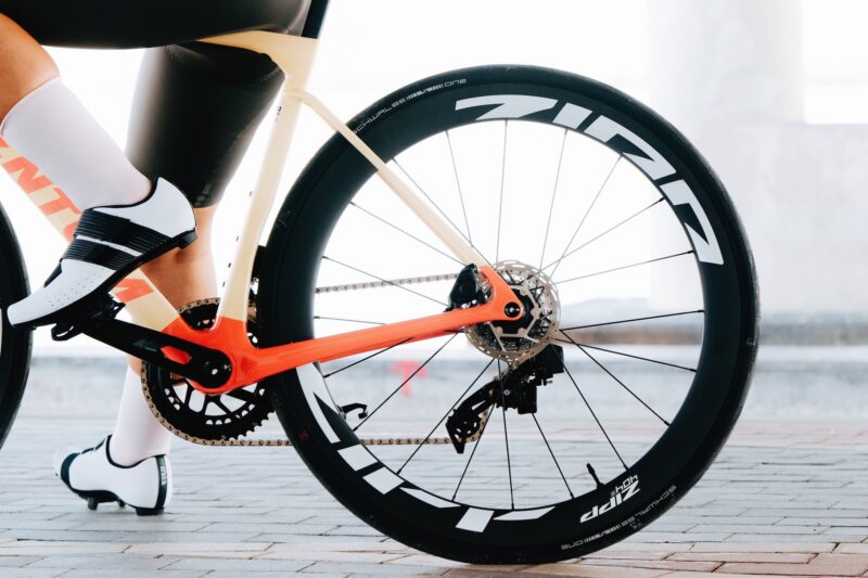 Zipp’s New 404 S are Mid-Depth, Hookless Carbon Road Wheels with an Attractive Price Tag