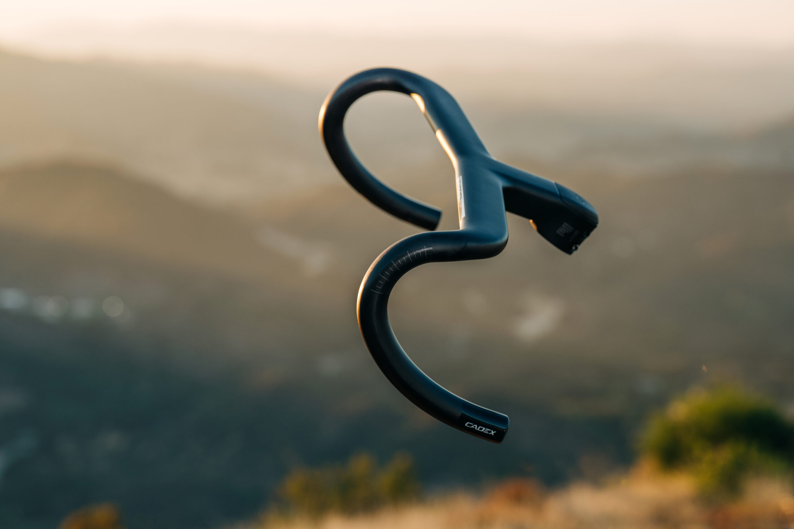 CADEX Aero Integrated Handlebar Comfort, Refined.