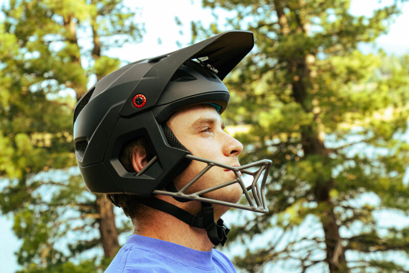 The New Kali Protective Kru Gains Inspiration from Hockey Helmets for Incredibly Light DH Full Face