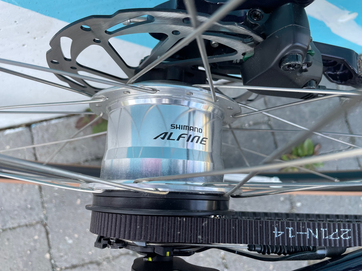 Priority Bicycles Apollo Flat Bar, Alfine hub
