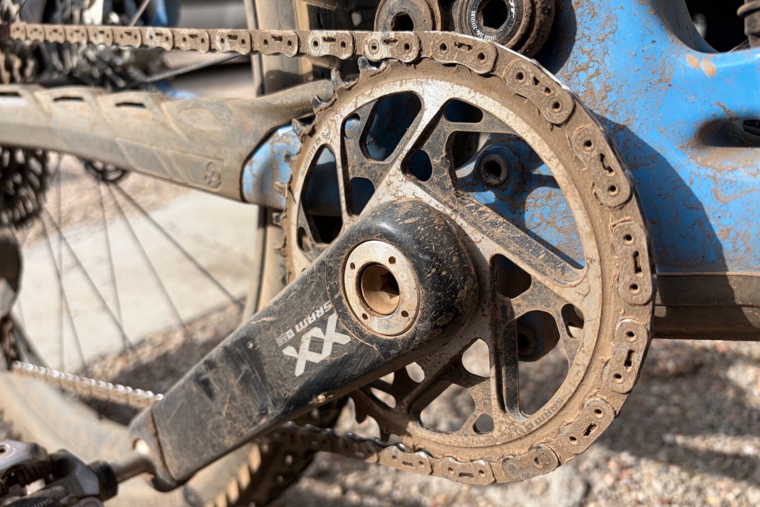a dirty chainring and chain before using Stan's Biobased drivetrain cleaner