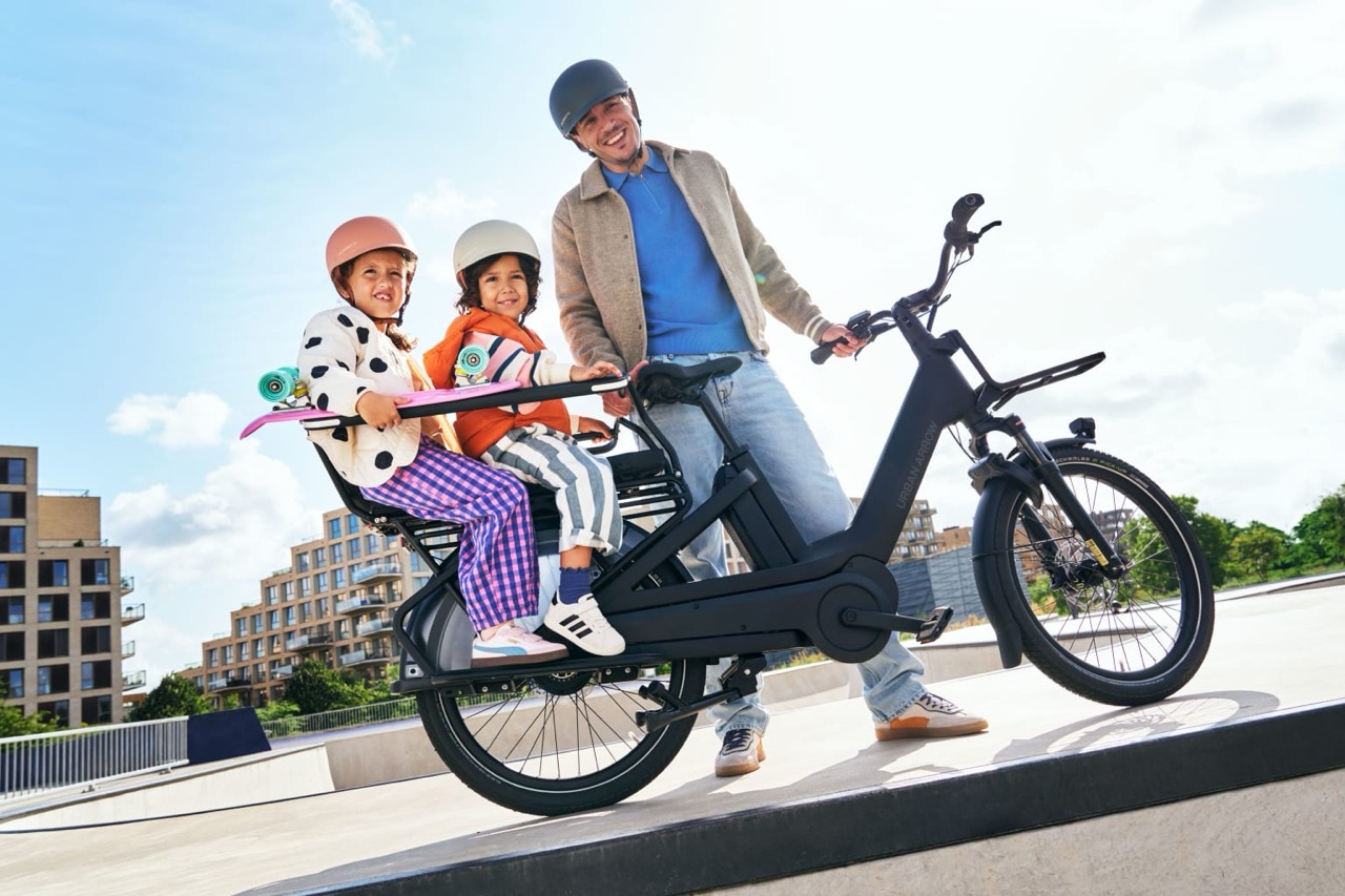 Urban Arrow Moves the Party to the Back with New Breeze Longtail Cargo Bike
