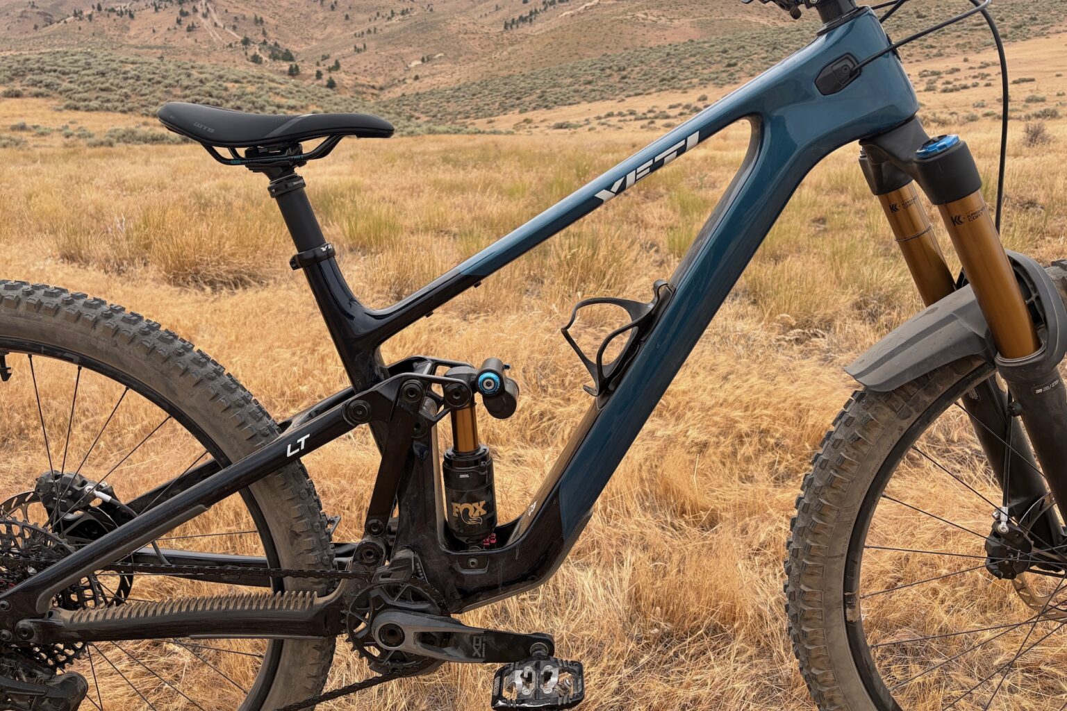 profile image highlighting the Yeti LT frame