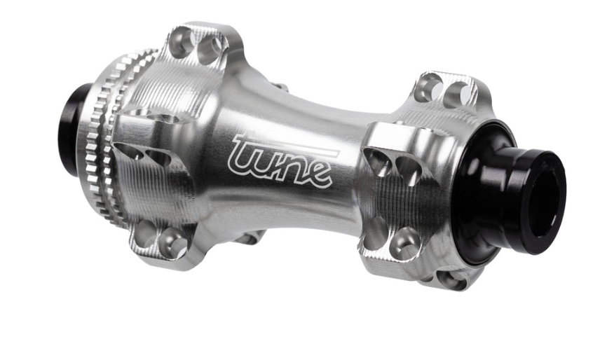 tune Nano Road Wheels front hub